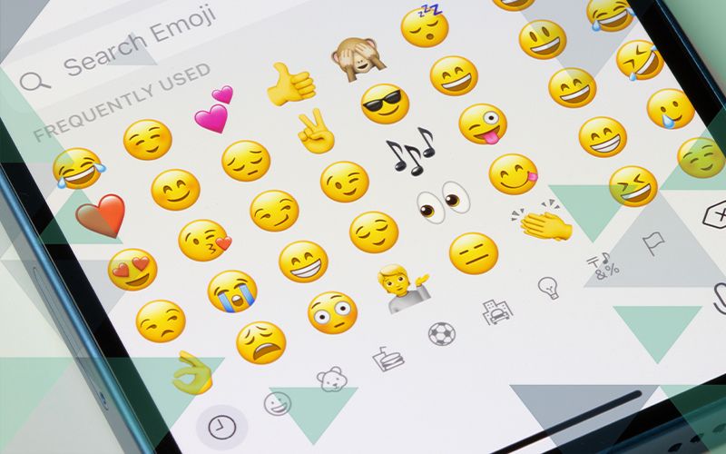 Stále patří emotikony do e-mailů?